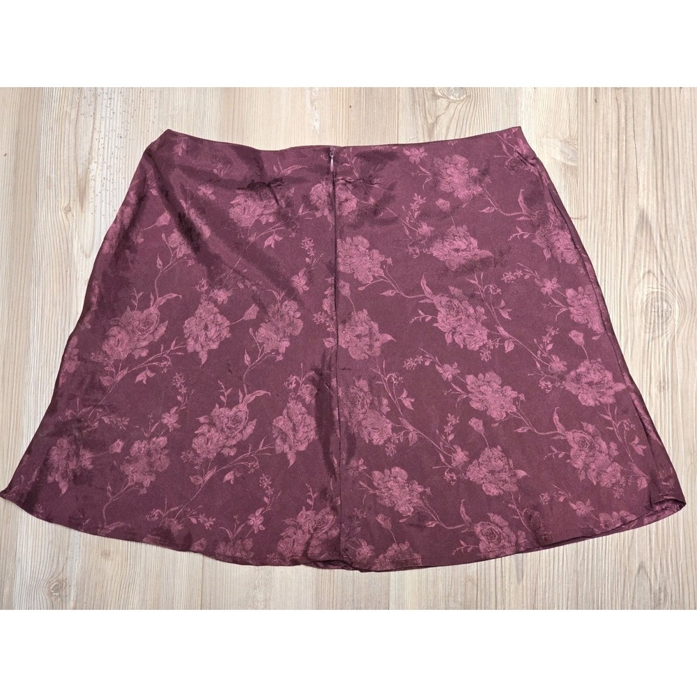 Cotton On Burgundy Satin Floral Mini Skirt Womens M Y2K Coquette Romantic Wine - Picture 6 of 6